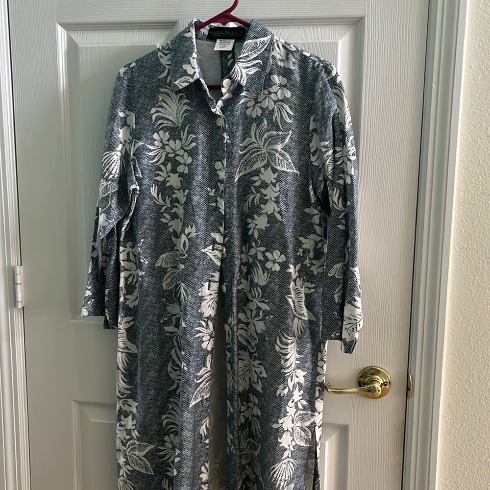 Harve Benard linen/rayon button down dress